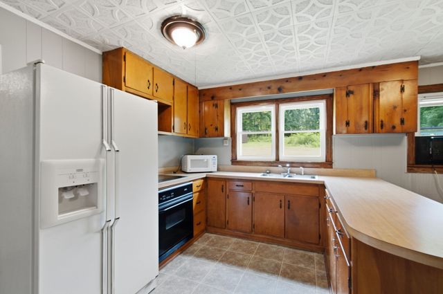 3005 Fairview Blvd, Fairview, TN 37062