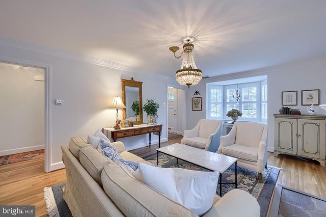 1067 HELEN AVENUE, Lancaster, PA 17601