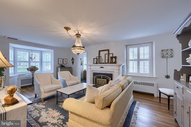 1067 HELEN AVENUE, Lancaster, PA 17601