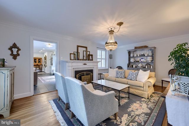 1067 HELEN AVENUE, Lancaster, PA 17601