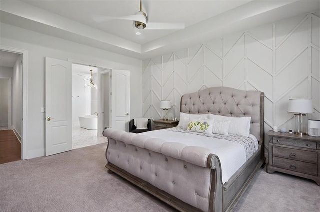 15820 Oakmont Street, Overland Park, KS 66221