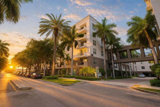 2401 NE 65th Street 603, Fort Lauderdale, FL 33308