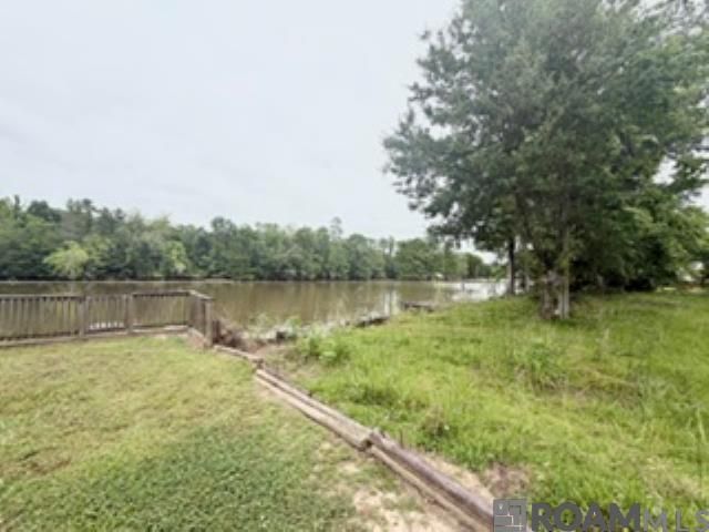19151 River Bend Rd, Maurepas, LA 70449