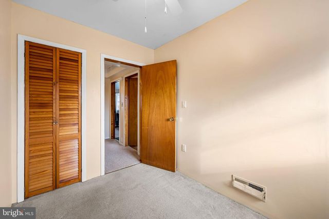 2811 MOORGATE RD, Baltimore, MD 21222