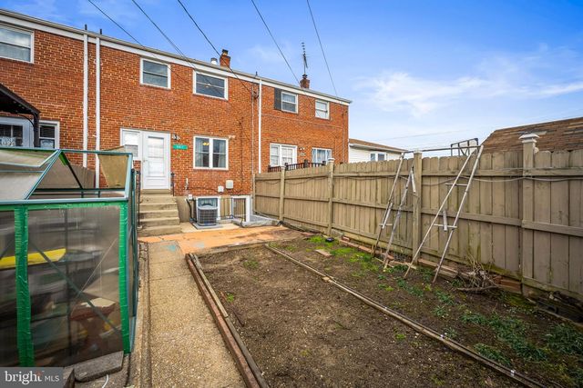 2811 MOORGATE RD, Baltimore, MD 21222