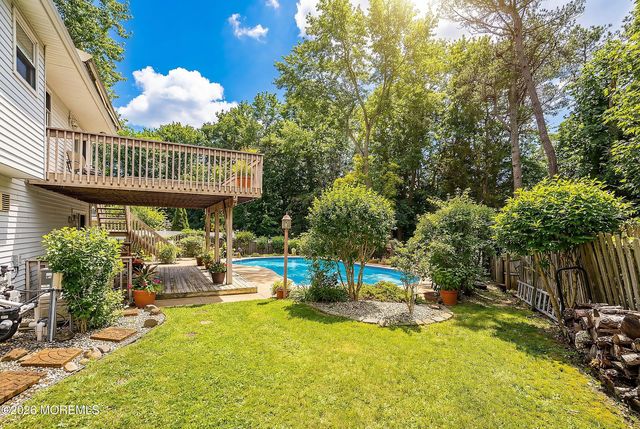 96 Heritage Drive, Howell, NJ 07731