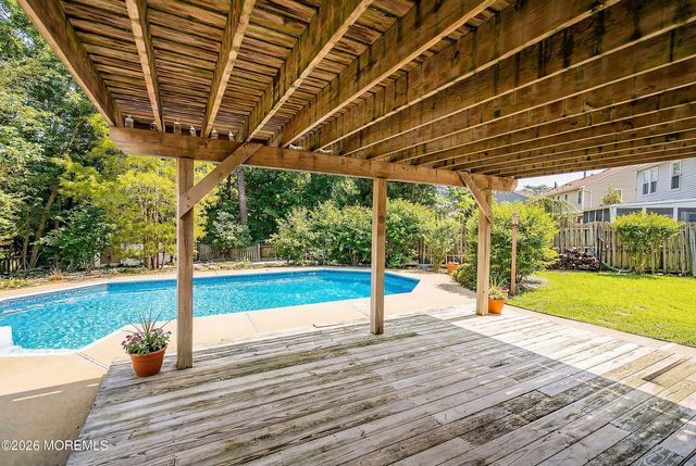 96 Heritage Drive, Howell, NJ 07731