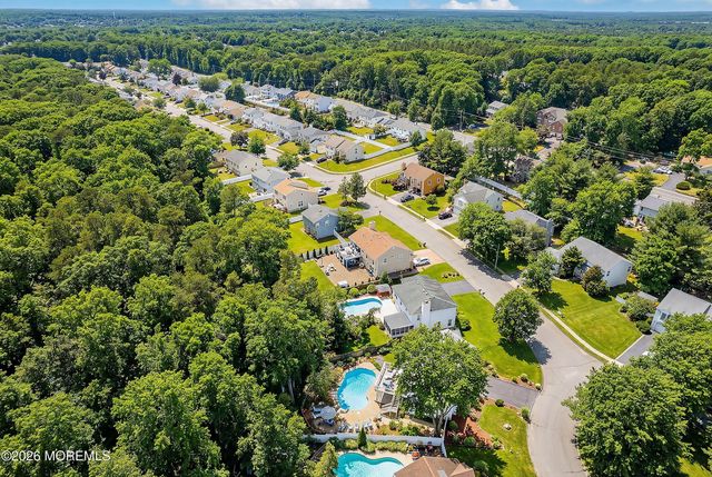 96 Heritage Drive, Howell, NJ 07731