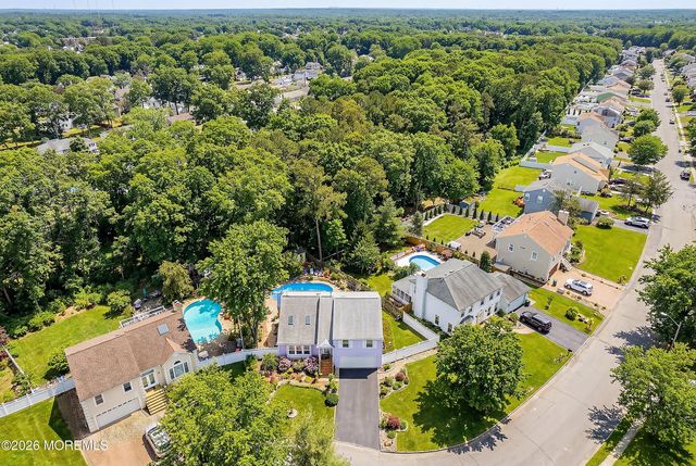 96 Heritage Drive, Howell, NJ 07731