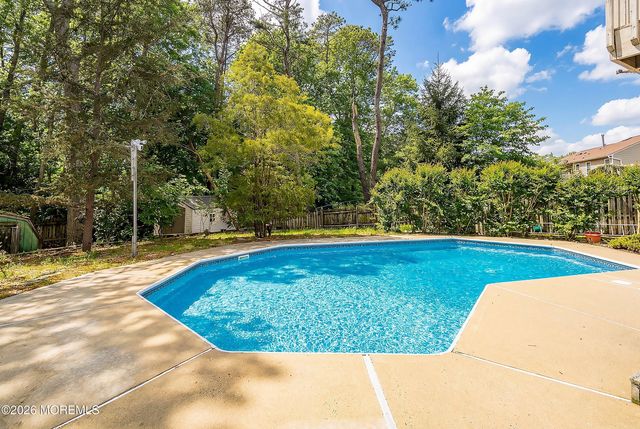 96 Heritage Drive, Howell, NJ 07731