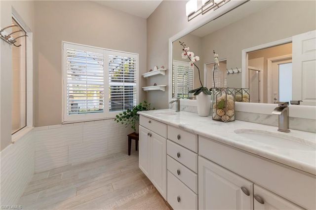 17819 Modena RD, Miromar Lakes, FL 33913