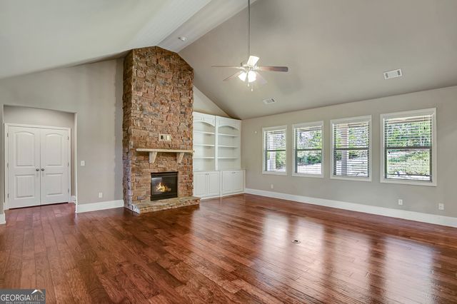 235 Renwick Drive, Senoia, GA 30276