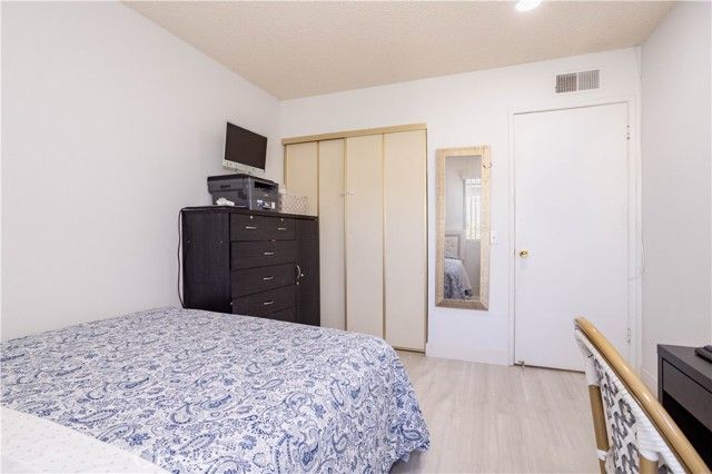 10125 De Soto 45, Chatsworth (los Angeles), CA 91311