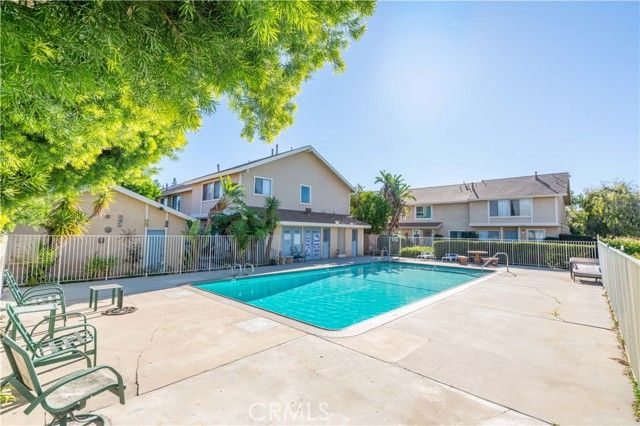 10125 De Soto 45, Chatsworth (los Angeles), CA 91311