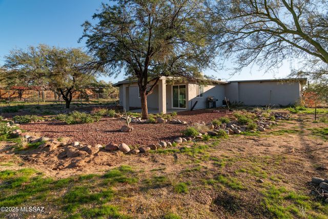320 W Spring Valley Drive, Oro Valley, AZ 85704