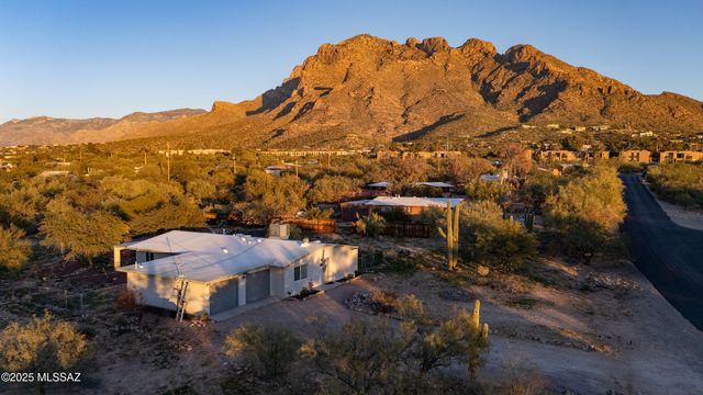 320 W Spring Valley Drive, Oro Valley, AZ 85704