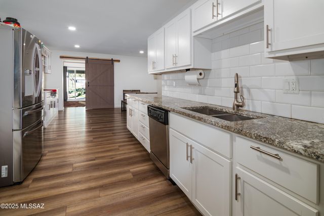 320 W Spring Valley Drive, Oro Valley, AZ 85704