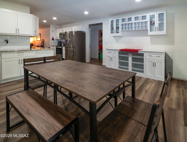 320 W Spring Valley Drive, Oro Valley, AZ 85704