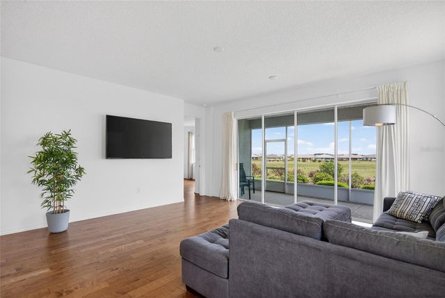 8801 SW 103RD CIRCLE, Ocala, FL 34481