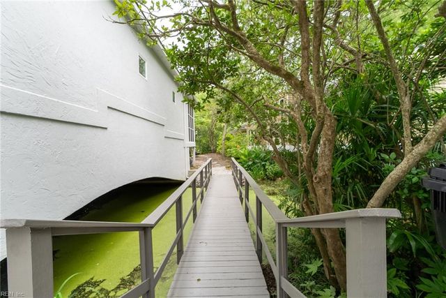 748 Virginia Dare DR, Virginia Beach, VA 23451