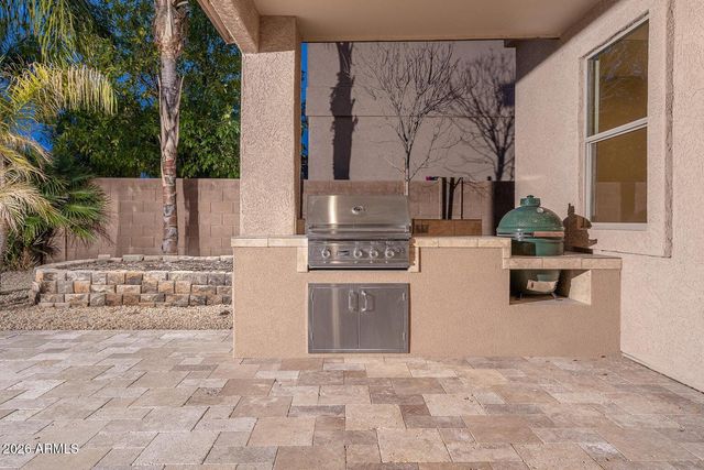 1910 E PATRICK Lane, Phoenix, AZ 85024