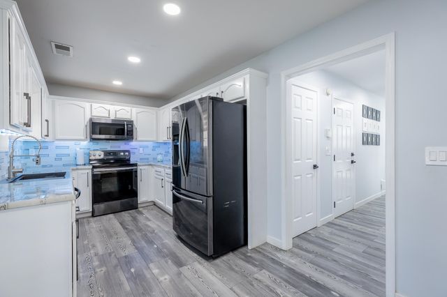 7162 Tyner Crossing Drive, Chattanooga, TN 37421