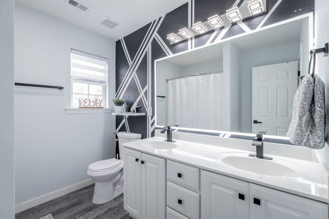 7162 Tyner Crossing Drive, Chattanooga, TN 37421