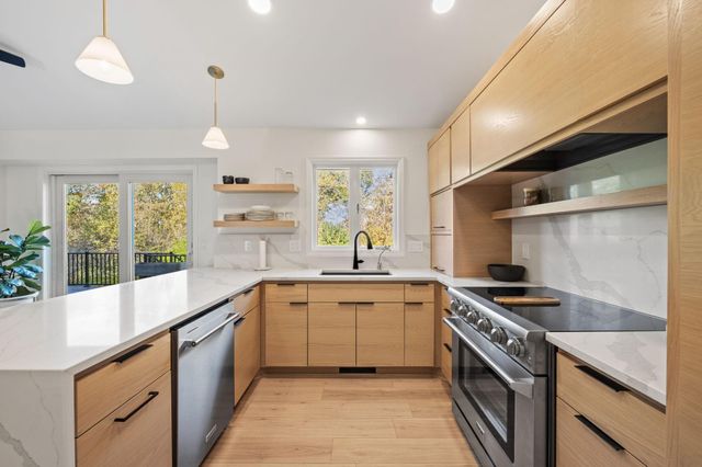 23000 Heather Ridge Road, Rogers, MN 55374