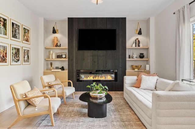 23000 Heather Ridge Road, Rogers, MN 55374