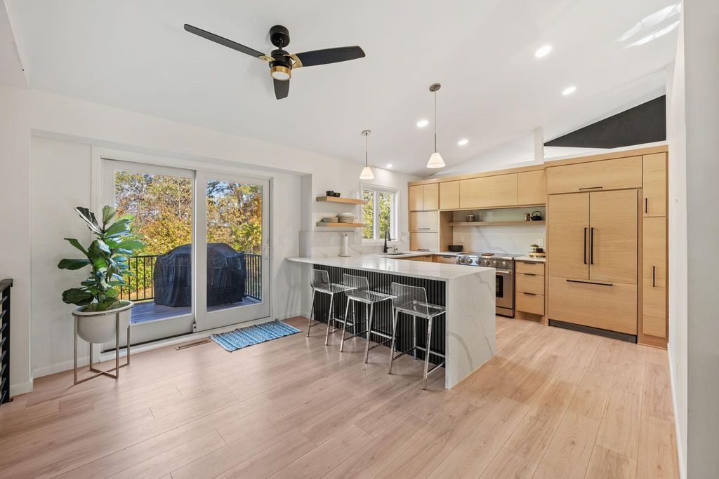 23000 Heather Ridge Road, Rogers, MN 55374