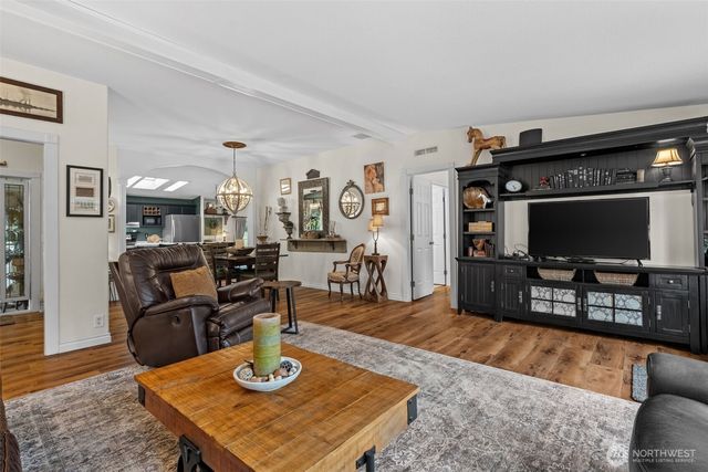1998 NW Luoto Road, Poulsbo, WA 98370