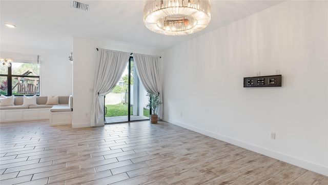 385 NW 33rd Lane, Pompano Beach, FL 33069