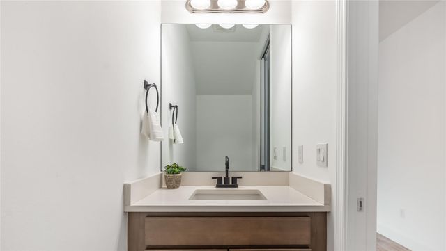 385 NW 33rd Lane, Pompano Beach, FL 33069