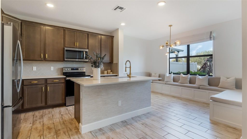 385 NW 33rd Lane, Pompano Beach, FL 33069