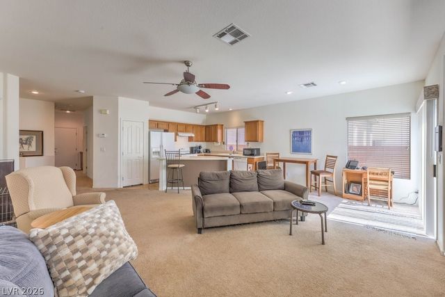 1121 Echo Beach Avenue, North Las Vegas, NV 89086