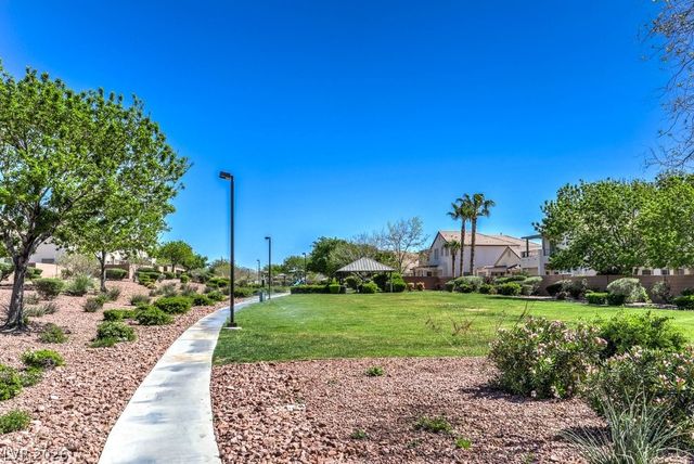 1121 Echo Beach Avenue, North Las Vegas, NV 89086