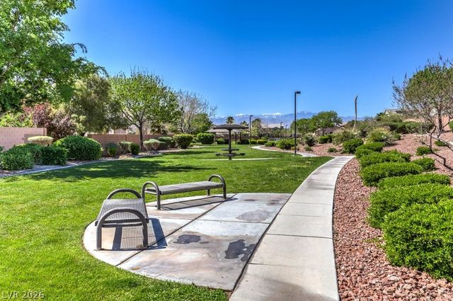 1121 Echo Beach Avenue, North Las Vegas, NV 89086