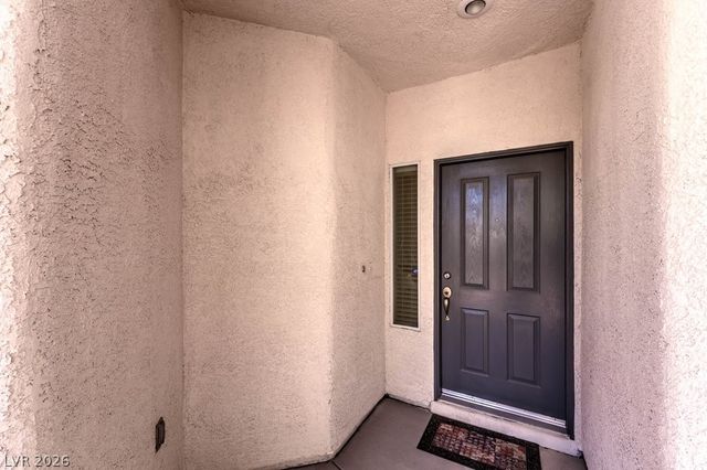 1121 Echo Beach Avenue, North Las Vegas, NV 89086