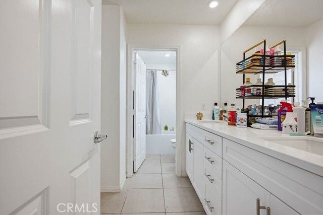 950 Helena Ridge, Lake Elsinore, CA 92530