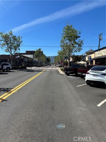 950 Helena Ridge, Lake Elsinore, CA 92530