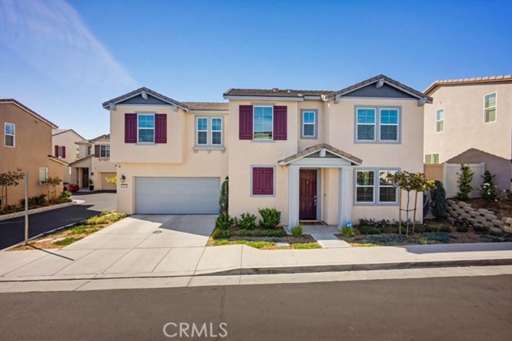 950 Helena Ridge, Lake Elsinore, CA 92530