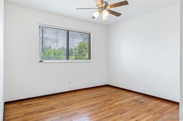 119 Bellechasse Drive, Chesterfield, MO 63017