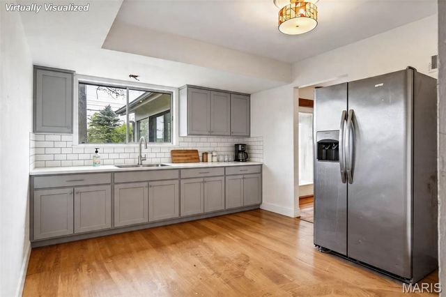 119 Bellechasse Drive, Chesterfield, MO 63017
