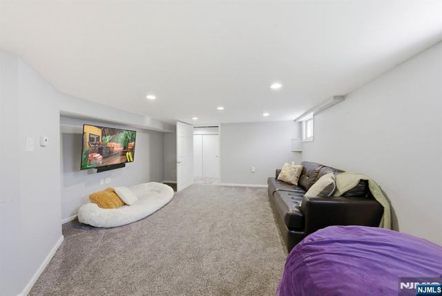 12 Chestnut Street, Cresskill, NJ 07626