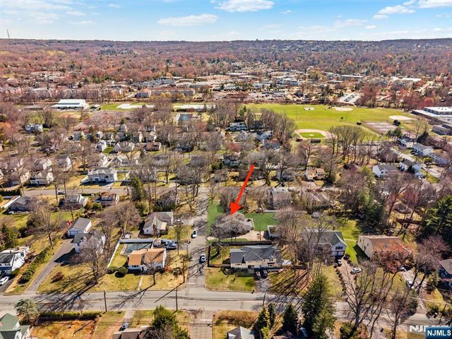 12 Chestnut Street, Cresskill, NJ 07626
