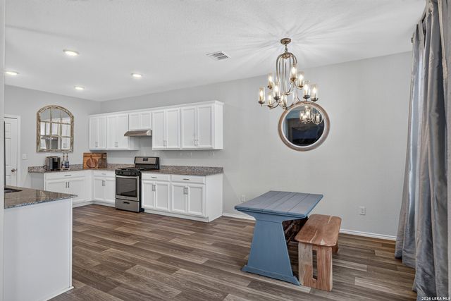 7316 LITTLEFOOT LN, San Antonio, TX 78253