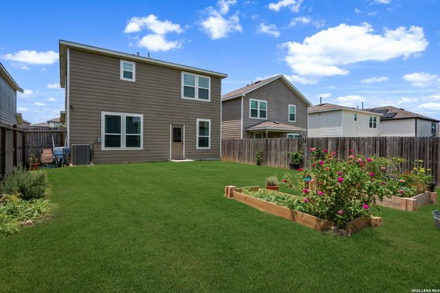 7316 LITTLEFOOT LN, San Antonio, TX 78253