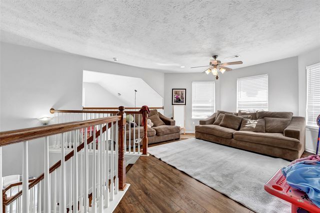 6613 Whitton Drive, Houston, TX 77085