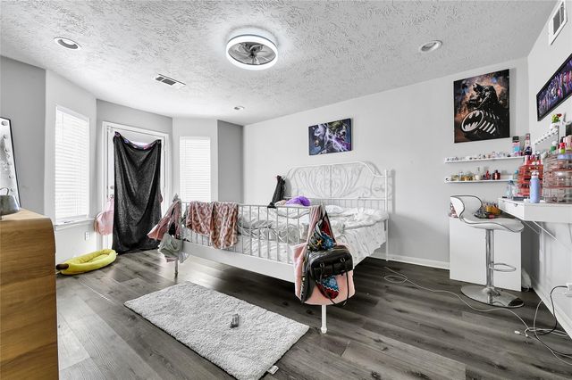 6613 Whitton Drive, Houston, TX 77085