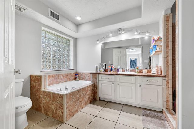 6613 Whitton Drive, Houston, TX 77085